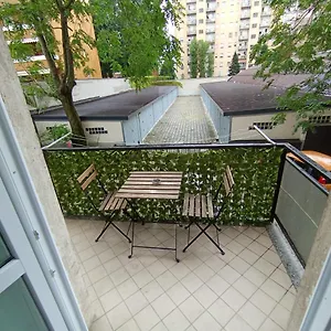 apartament-famagosta-milano.italymilanhotels.net/